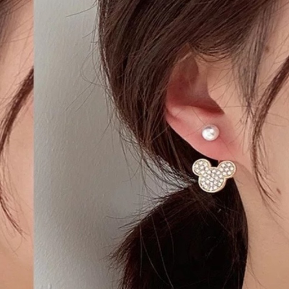 PEARL MICKEY  Crystal Sparkling Earrings With Gift Box
